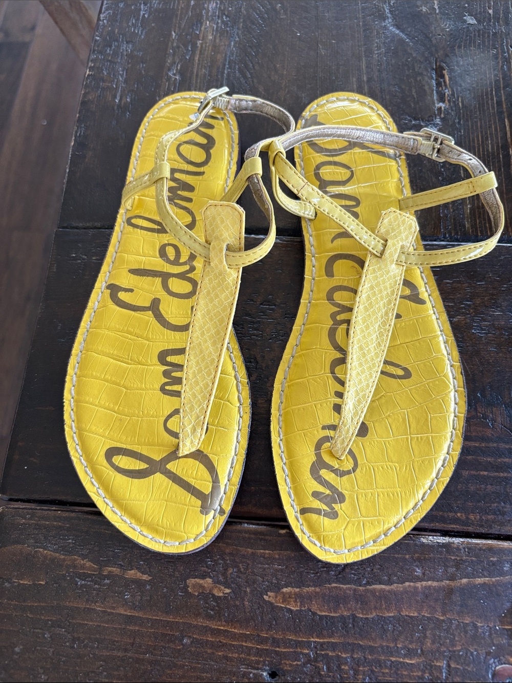 Sam Edelman Gigi Croc-Embossed T-Strap Sandals 7.5